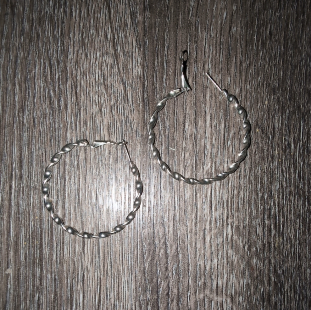 Elegant Silver Twisted Hoop Earrings